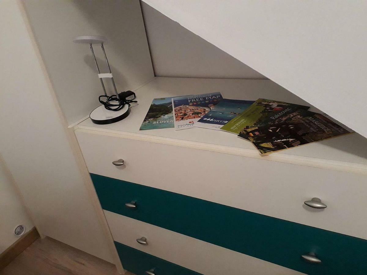 Appartement Vse Kontenti à Koper Extérieur photo