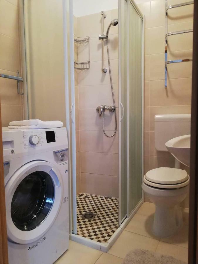 Appartement Vse Kontenti à Koper Extérieur photo